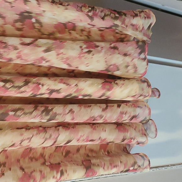 Dress - Picture 3 of 6